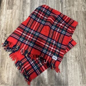 Vintage Amana Fine Woolens Red Plaid Stadium Blanket Fringe
